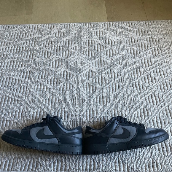 Nike low dunk black and grey mens 10.5 - Picture 3 of 5